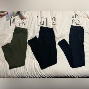 3 pairs of leggings